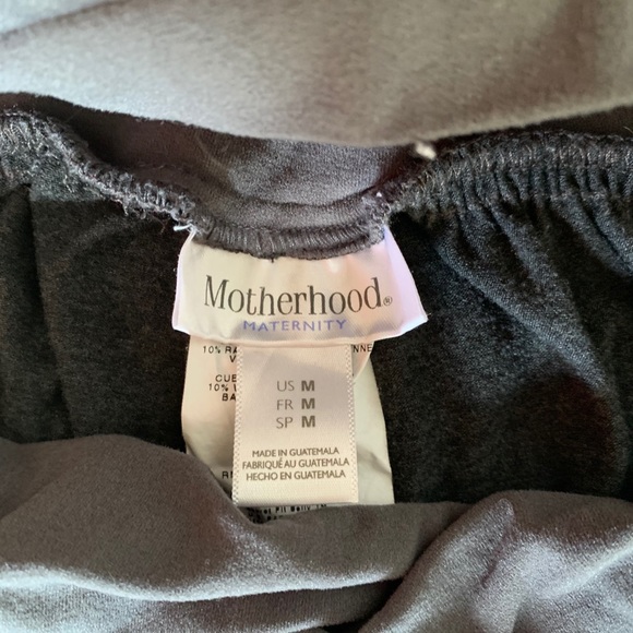 Maternity • Bike-short/cropped leggings - Picture 2 of 2